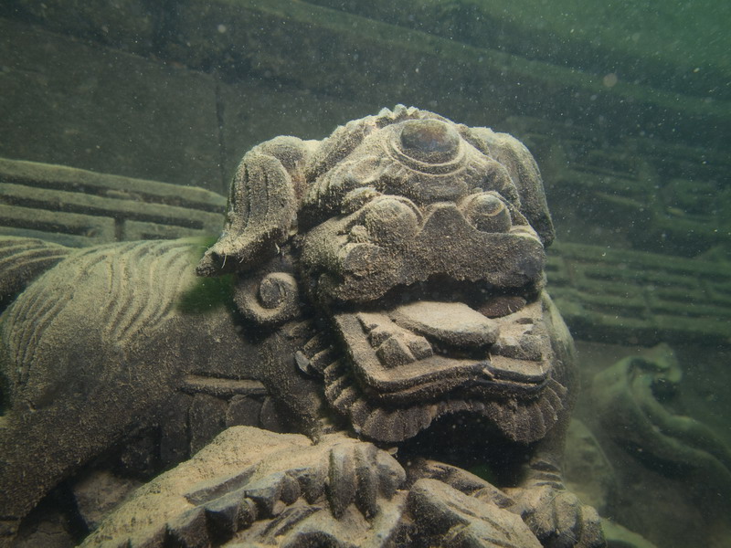 Carving on building submerged in Lake Qian Dao