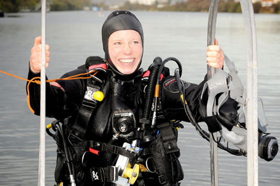 Lieutenant Catherine Ker, Minewarfare and Clearance Diving Officer, Horsea Island, Defence Diving School, Royal Navy Diver, Rosemary E Lunn, Roz Lunn