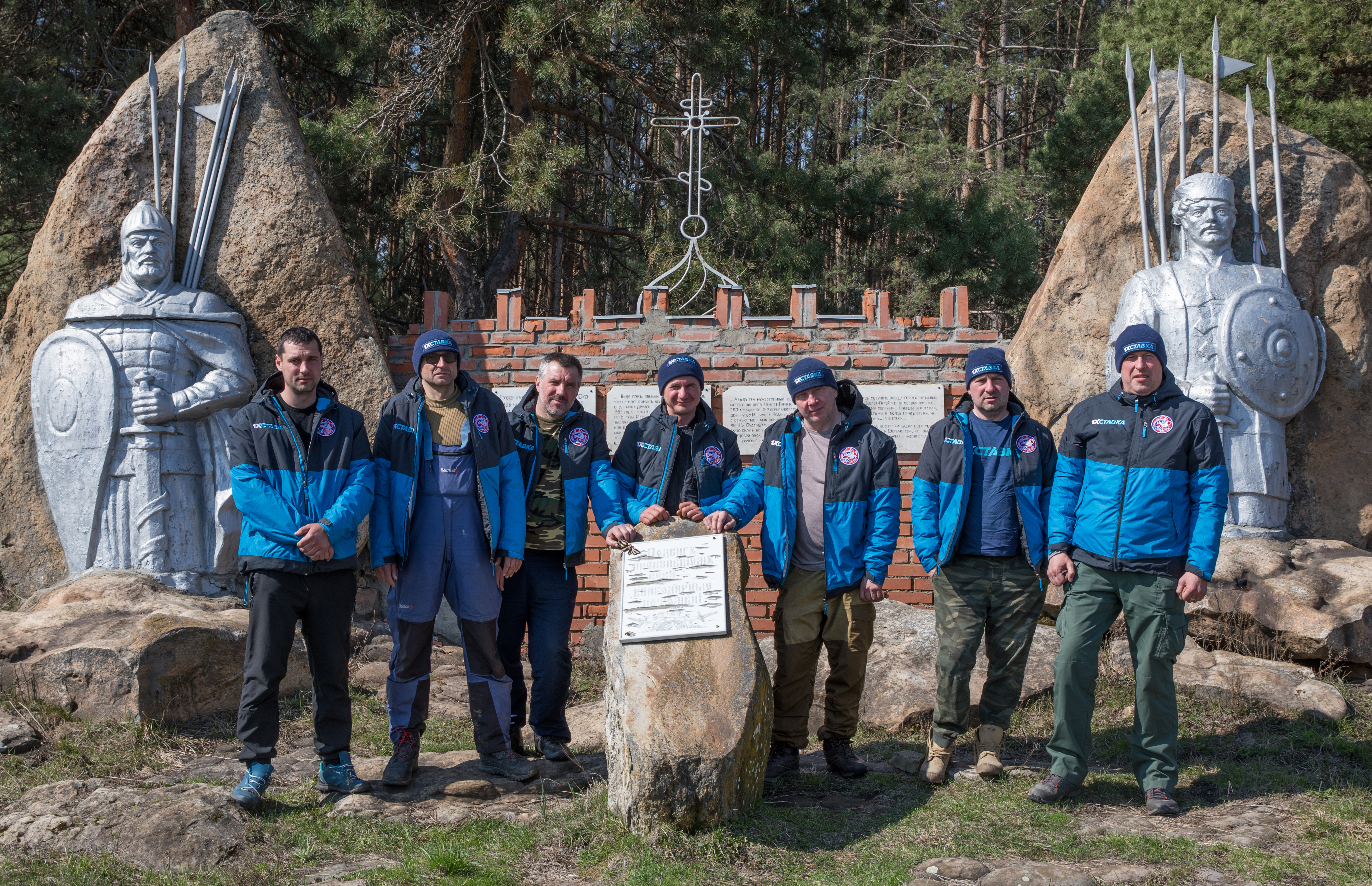DIVO dive club team members at the Battle of Sudbischen memorial in Oryol, Russia. Photo by Stanislav Trofimov