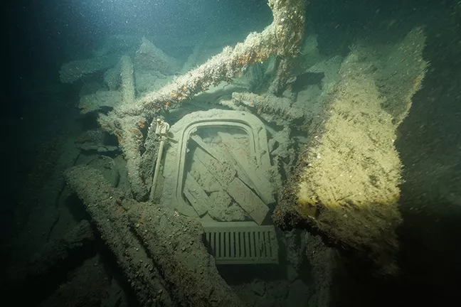 Anchor among debris on Lusitania. Photo by Vic Verlinden.