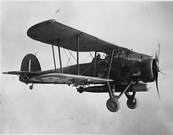Historical photo of Fairy Swordfish, a British WWII torpedo bomber (Beadell, S J / IWM / Wikimedia Commons / Public Domain)