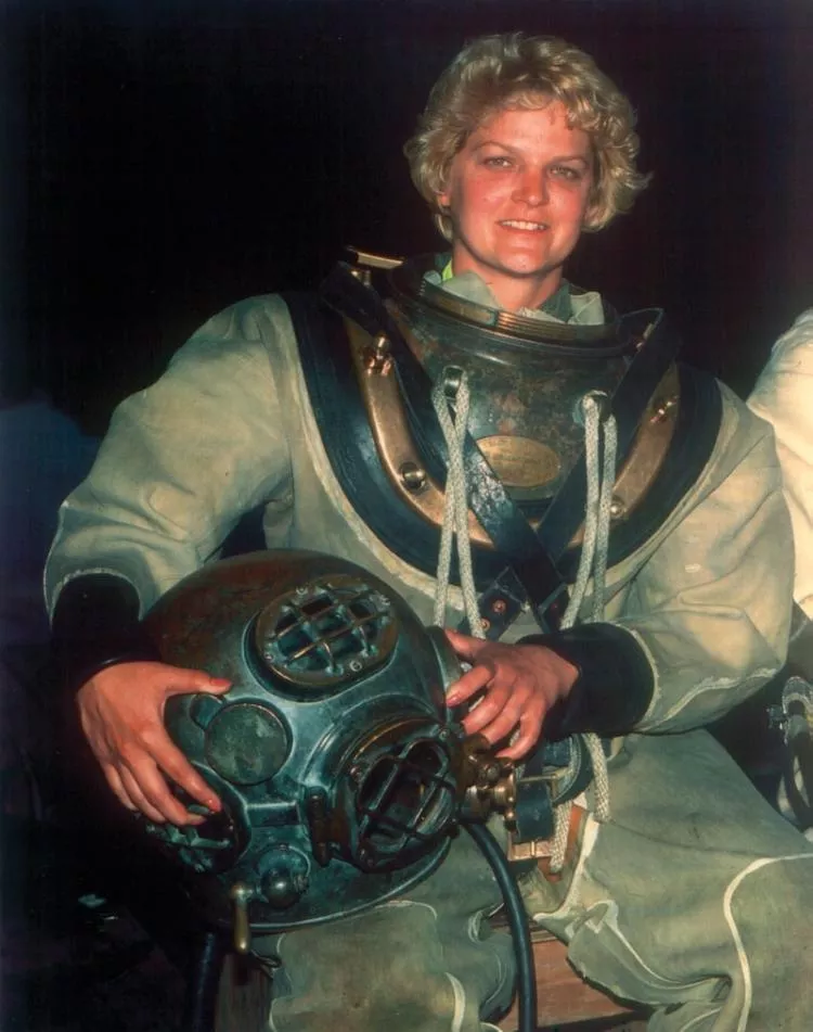 Tamara Brown, Tammy Brown, Divers Academy International, US Department of Justice, WDHOF, Women Divers Hall of Fame, Rosemary E Lunn, Roz Lunn, XRay Mag, X-Ray Magazine, scuba diving news, commerical diving news