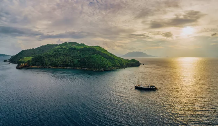 Solitude One liveaboard is perfectly suited for a long adventurous cruise through the Philippines 